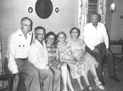 Henry and Rosa Wagner with daughters Irene and Helen